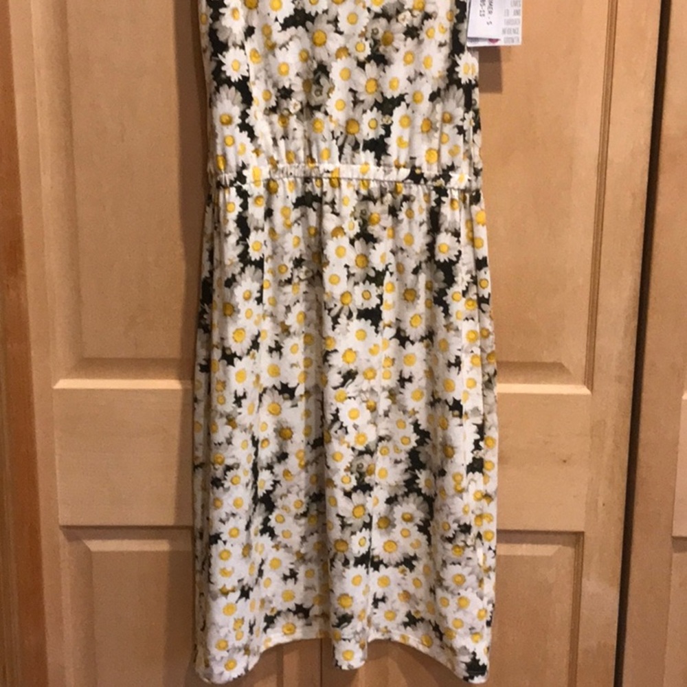 New LulaRoe dress - Picture 2 of 7